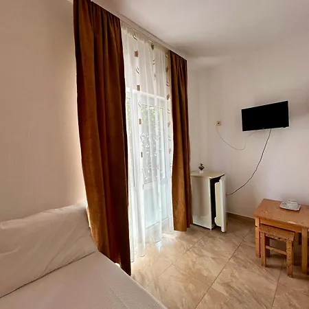 Luna Marina Aparthotel