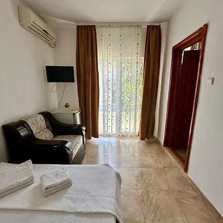 Aparthotel Luna Marina Costinesti